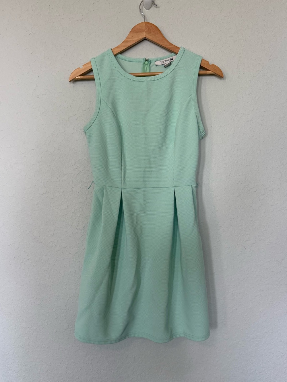 Forever 21 Sleeveless Mint Green Pleated Mini Dress